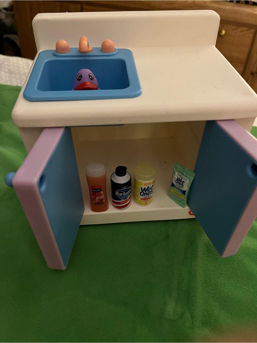Little Tikes Toy Kitchen Sink Cabinet for Dollhouse Barbie sized